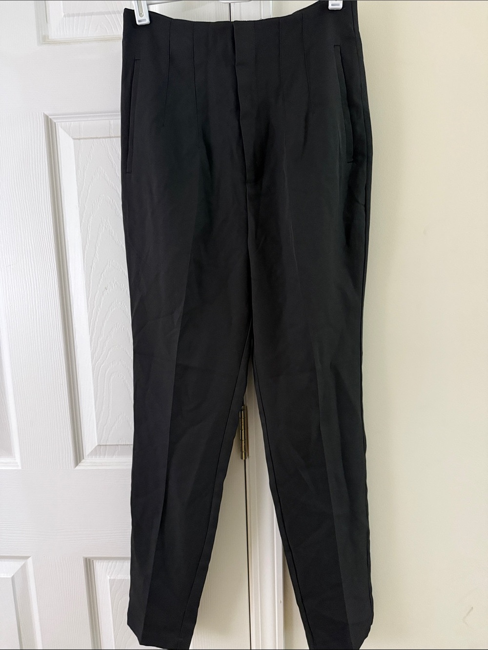Women’s slim trousers